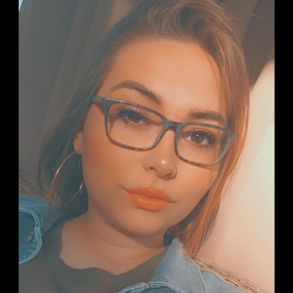 Meet your Posher, Evanne